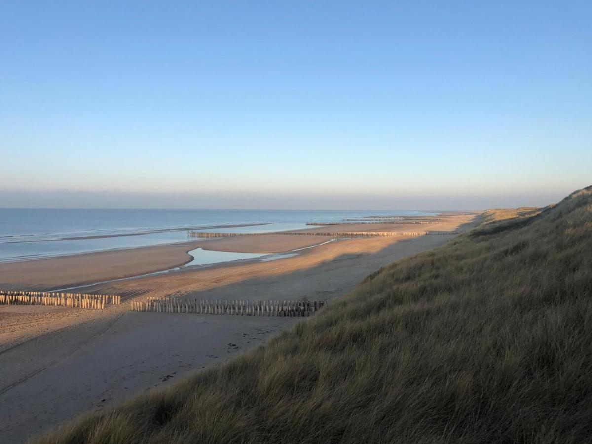 Strandhotel Dennenbos オーストカペッレ エクステリア 写真