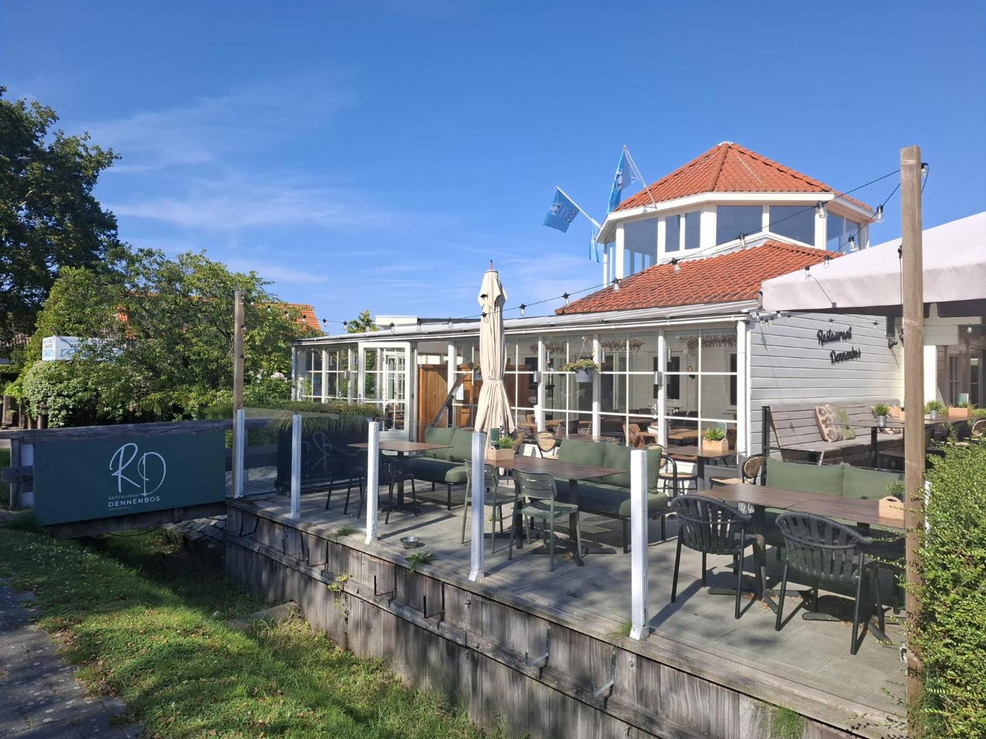 Strandhotel Dennenbos オーストカペッレ エクステリア 写真